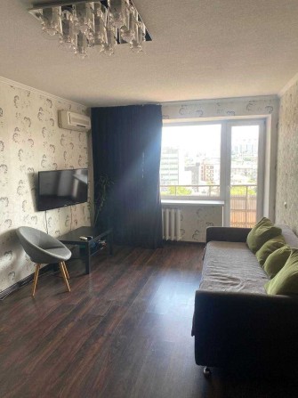 Сдам 2-х комнатную квартиру на пр.Дмитрия Яворницкого 58 - фото 1