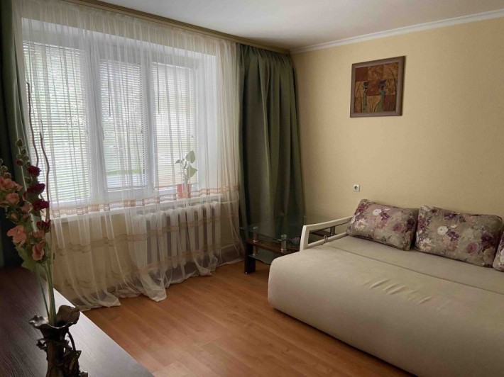 оренда 1-кімнатної квартири. Гормолзавод, вул. Народицька - фото 1