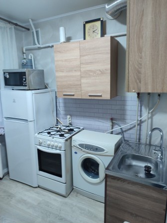 Здам 1 кімнатну квартиру в районі вокзалу - фото 1