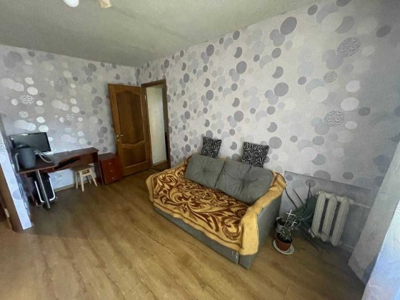 Сдам уютную 2-к квартиру Рабочая низ Кавалерийская Правый берег Дніпро