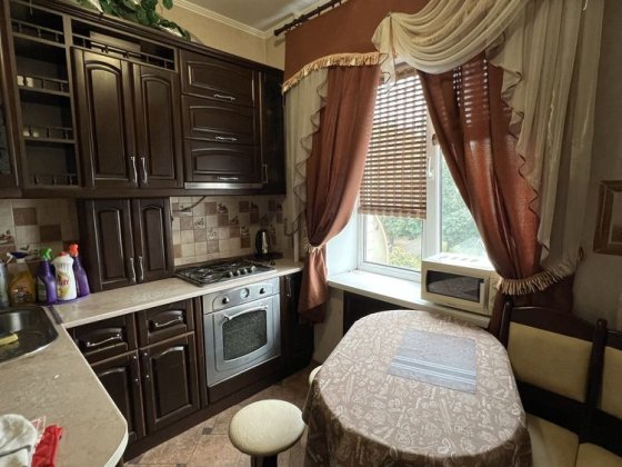 Оренда 2-х кім квартири з АО в центрі. Житомир