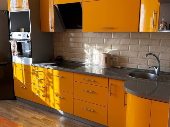 Світла двокімнатна квартира Житомир