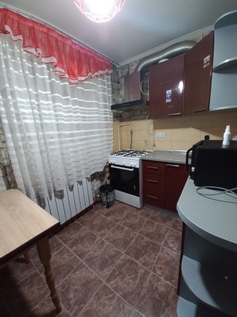 Здам довгостроково 1-кімнатну квартиру на Шевченка - фото 1