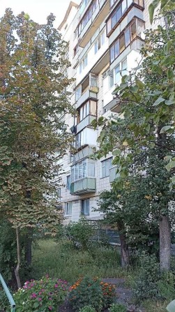 здам 3 х кімнатну квартиру вул.Братиславська 34 - фото 1