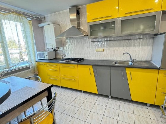 Здам в оренду  3 кімнатну квартиру,  рн. Вишенька. Винница