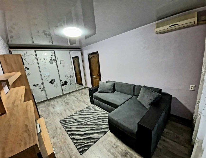 Сдам 1к квартиру на ул.Квартальная 30, 12 квартал - фото 1