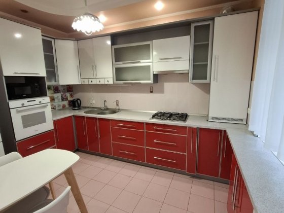 Здається простора 2-кімнатна квартира в центрі міста! (Сталінка) Кропивницкий