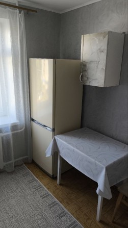 Здам 1кв Польова Вітрука - фото 1