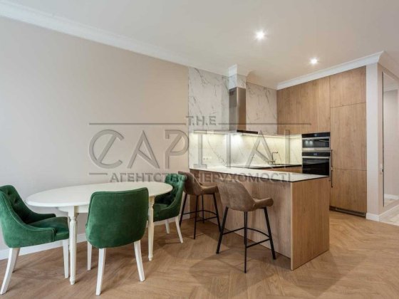 Аренда  Квартира  Коновальца Евгения Печерск Киев Киев