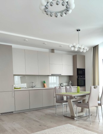 Сдам 2х квартиру в новострое. Студия. ЖК Панорама - фото 1