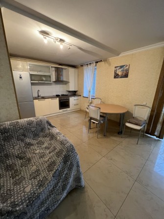 Оренда 3-х кім квартири з АО на Крошні - фото 1