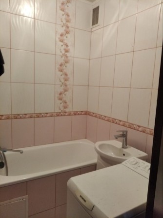 Здам 2-х кімнатну квартиру біля трц Глобал.Вільна. - фото 1