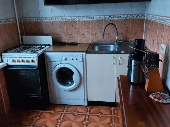 Собственник. Сдам 3х комн. 3/5. Космос.