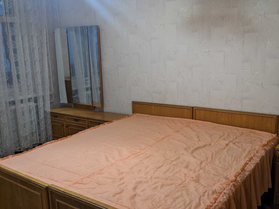 Оренда 2х кім квартири. Вул.  Машинобудівна 11. Метро Шулявка пішки. Киев