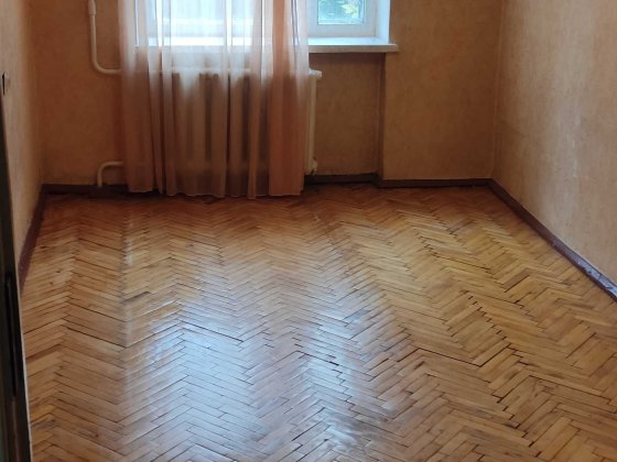 Сдам двокімнатну квартиру на Гуменної 4. БЕЗ МЕБЛІВ! Киев