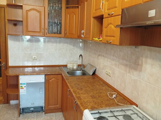 здам 4 кімнатну квартиру по вул Небесної сотні Житомир Житомир