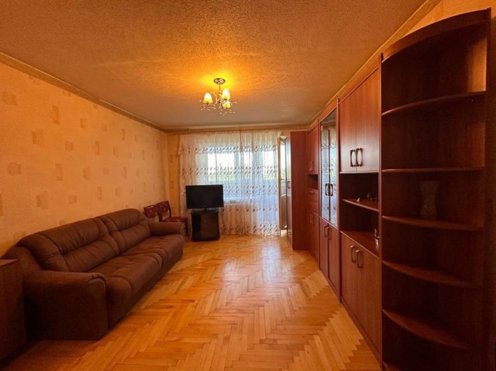 Аренда. 1к. Однушка. Запорожское шоссе 60. Тополь. Гостинка - фото 1