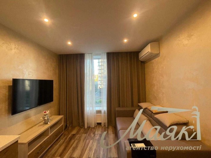 Аренда 1 комнатной квартиры в ЖК Central Park, ул.Маккейна 7 - фото 1