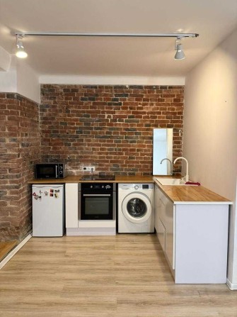 Оренда 1 кімнатної квартири (студія) вул. Личаківська - фото 1