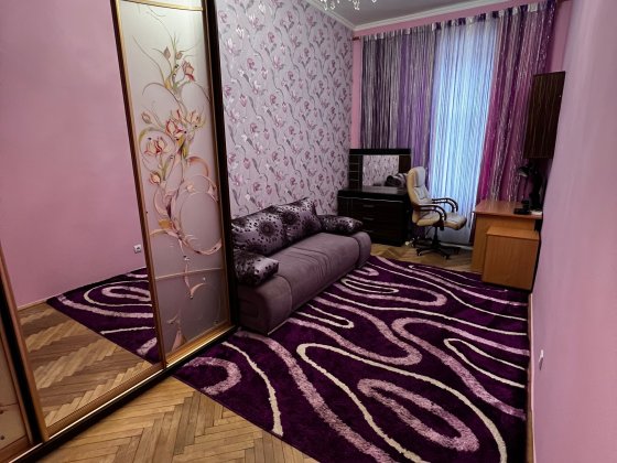 Квартира в оренду довгостроково, ближній центр (вул. Соузу Українок) Львів
