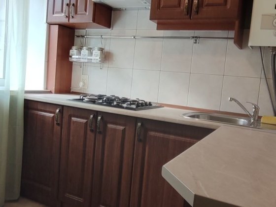 Здам 2 кВ на Бульварі Житомир