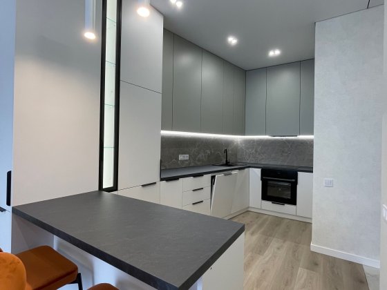 Оренда 2 кімнатної квартири ЖК Вежа вул Б Хмельницького Перша здача Львів