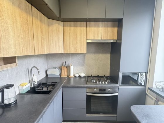 Оренда світлоі 2кімнатноі квартири окремі кімнати якісна техніка Львов