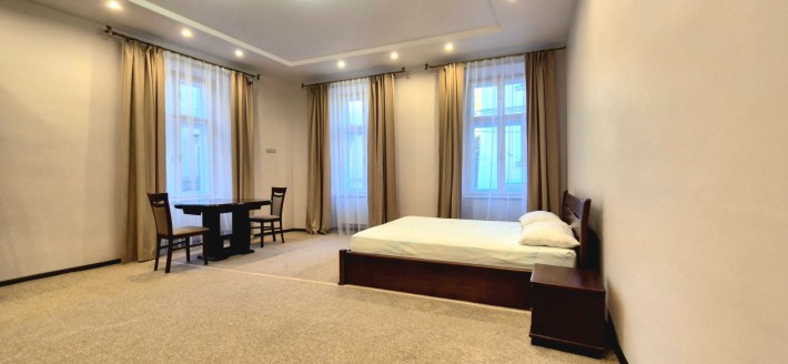 Оренда Авсрійський люкс 2 кім.кв. на вул. Вірменська Центр - фото 1