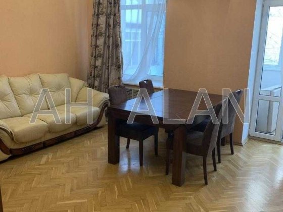 Без комиссии Аренда квартиры в центре Киева Михаила Грушевского, 28/2 Київ