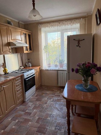 Здам 3к квартиру, 72 м², вул.Дегтярівська 6, м.Лукьянівська 3 хв - фото 1