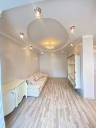 Оренда кухня Студіо та 2 окремі кімнати ближні центр - фото 1