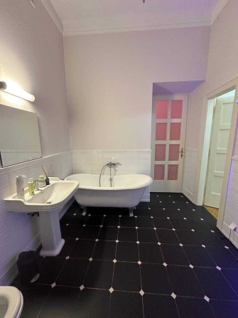 вул. Стецька-Саксаганського. Центр Львова. Світло НЕ вимикають. Оренда - фото 1