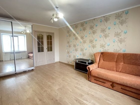 Сдаю 1 квартиру  Магеллан ,автономное отоп. Николаев