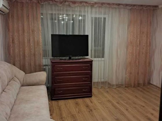 Сдаётся 1к квартира на ул.Осенняя 13Б Дніпро