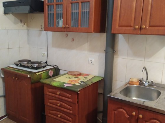 Сдаю 2 к/к ост.Айвазовского/в Корабельном р-не,первый этаж Николаев