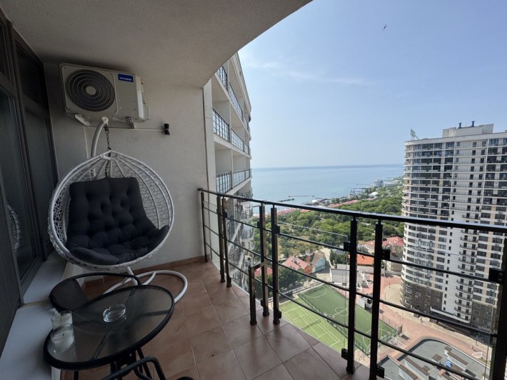 Сдам квартиру 44 Жемчужина Аркадия Каманина терраса вид моря - фото 1