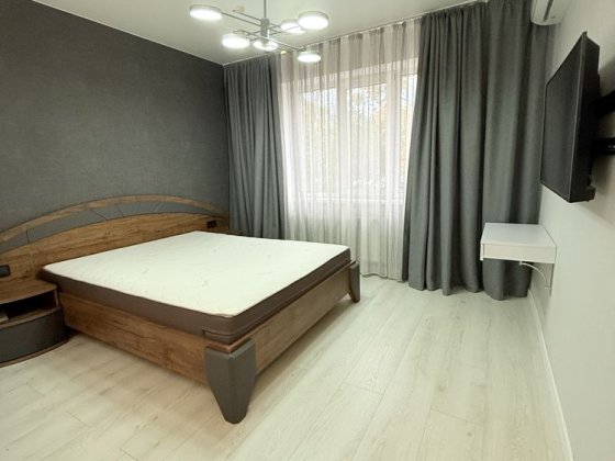 Без комісії! Здам квартиру біля метро Мінська. Київ