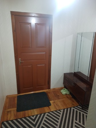 Долгосрочная аренда 1 комнатной квартиры - фото 1