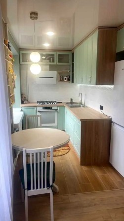 Здам в оренду, 2 кімнатну квартиру, по вул. Володимира Великого 14 - фото 1