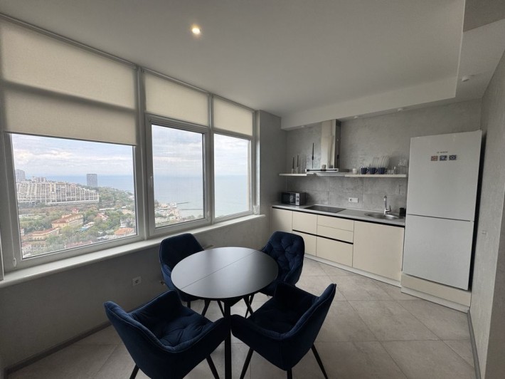 Сдам квартиру 27 Жемчужина Аркадия Каманина вид моря 50 метров - фото 1