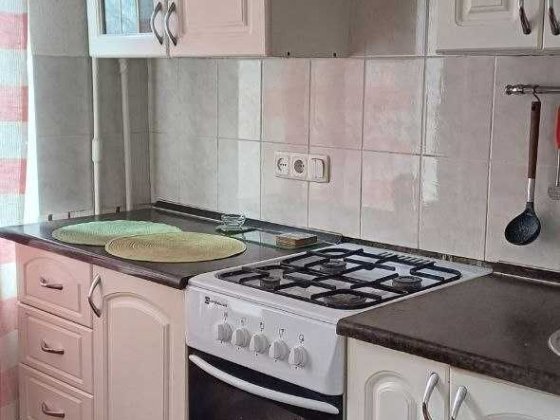 Здам 2 к кв на Татарськой 36 Київ