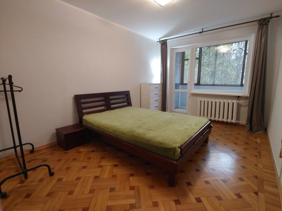 Сдам свою  однокомнатную  квартиру на Бочарова Одеса