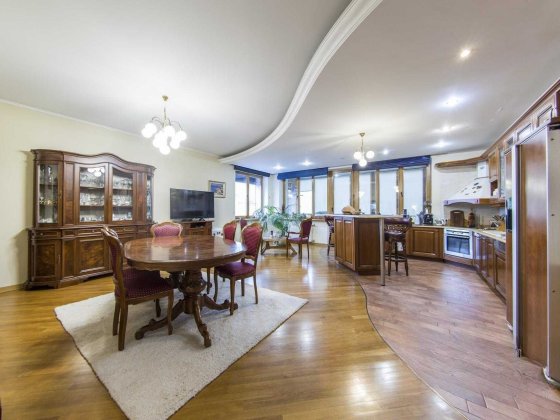 Аренда 4-к. Павловская,18. Новый дом. Паркоместо.Паркинг. Без комиссии