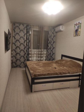 Сдаю 2 х к кв жк одесские традиции - фото 1