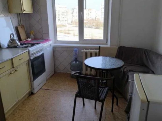 Сдается 2-х комн. квартира на Песках для семьи с мебелью и техникой