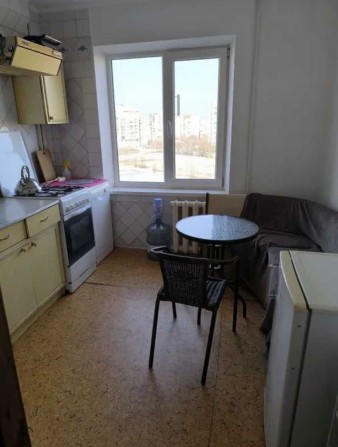 Сдается 2-х комн. квартира на Песках для семьи с мебелью и техникой - фото 1