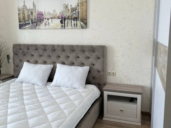 Здам 1к квартиру на Набережній Дніпро