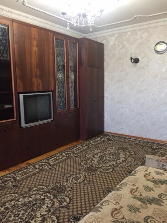 Сдам 2х ком.кв в центре Осипенковского м-рн .Без посредников - фото 1