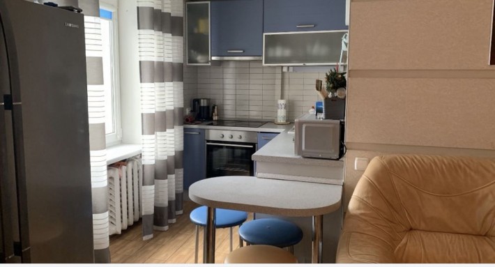 Ж/м красный камень 3к - фото 1