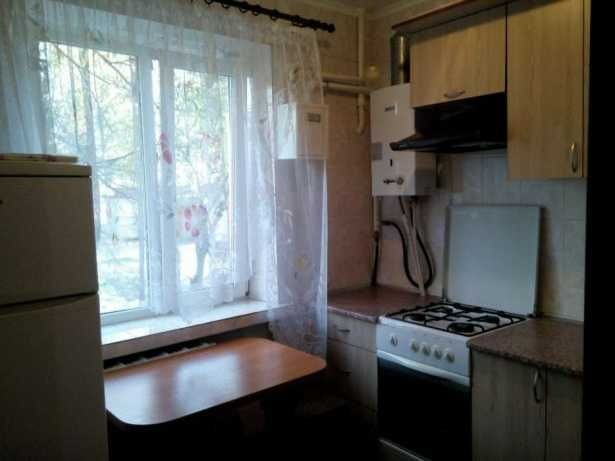 Сдам  1 ком с ремонтом и меб,газ теплая - фото 1